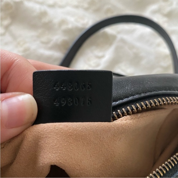 Gucci Black and Gold Quilted Crossbody Bag - Picture 6 of 11